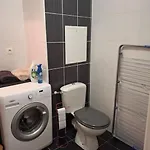 Lejlighed T1 Meuble Avec Piscine Commune *